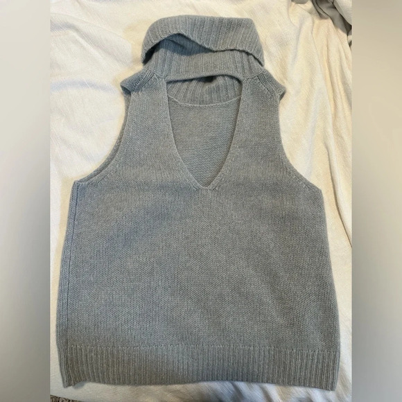 360 Cashmere Sleeveless Tank Turtle Neck Cowl Neck Sweater Grey Medium Open Back - Picture 5 of 7